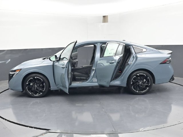 New 2026 Nissan Sentra SR w/ Floor Mat Package FWD image 50