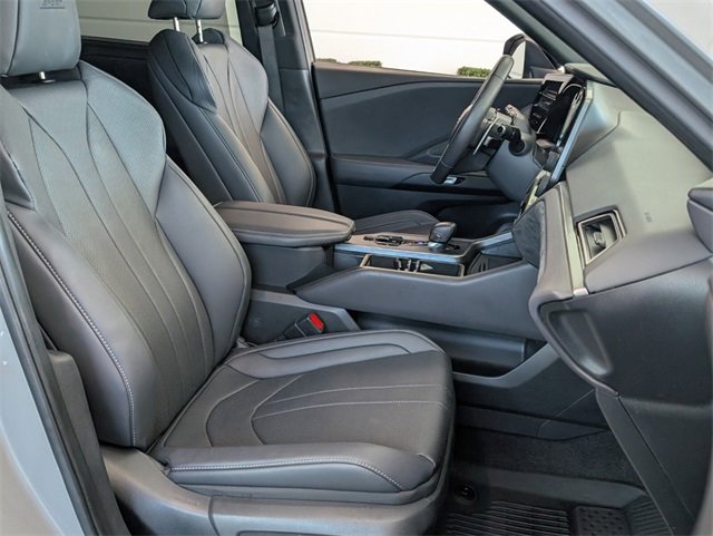 Used 2024 Lexus TX 500h AWD image 17