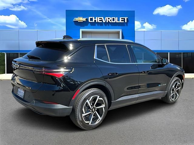New 2026 Chevrolet Equinox EV LT AWD/4WD image 3