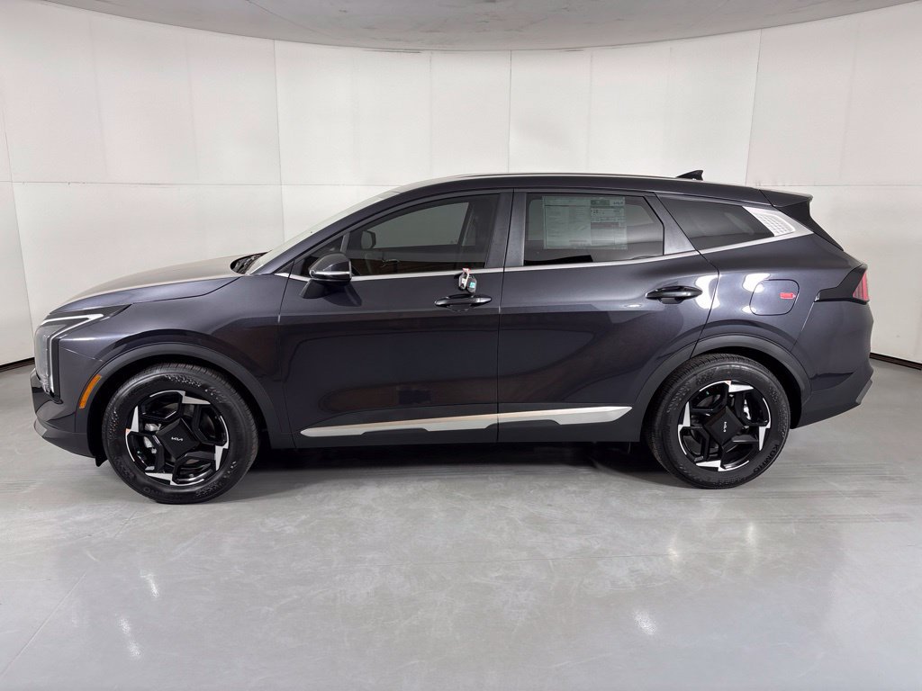 New 2026 Kia Sportage EX FWD image 5