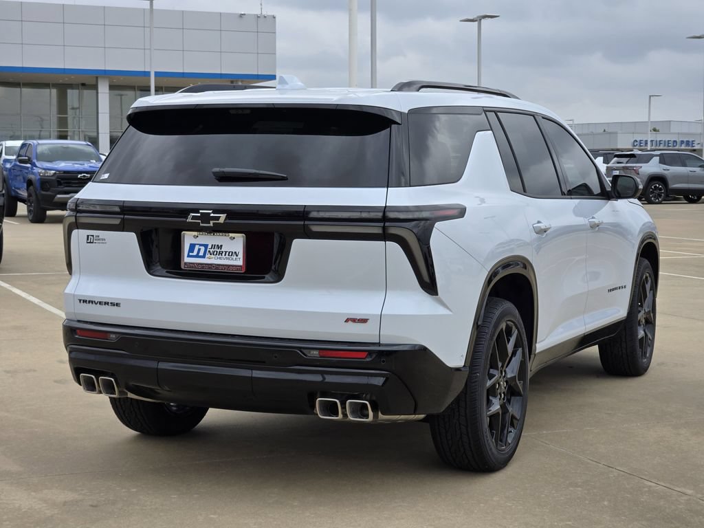 New 2026 Chevrolet Traverse RS w/ LPO, Floor Liner Package FWD image 4