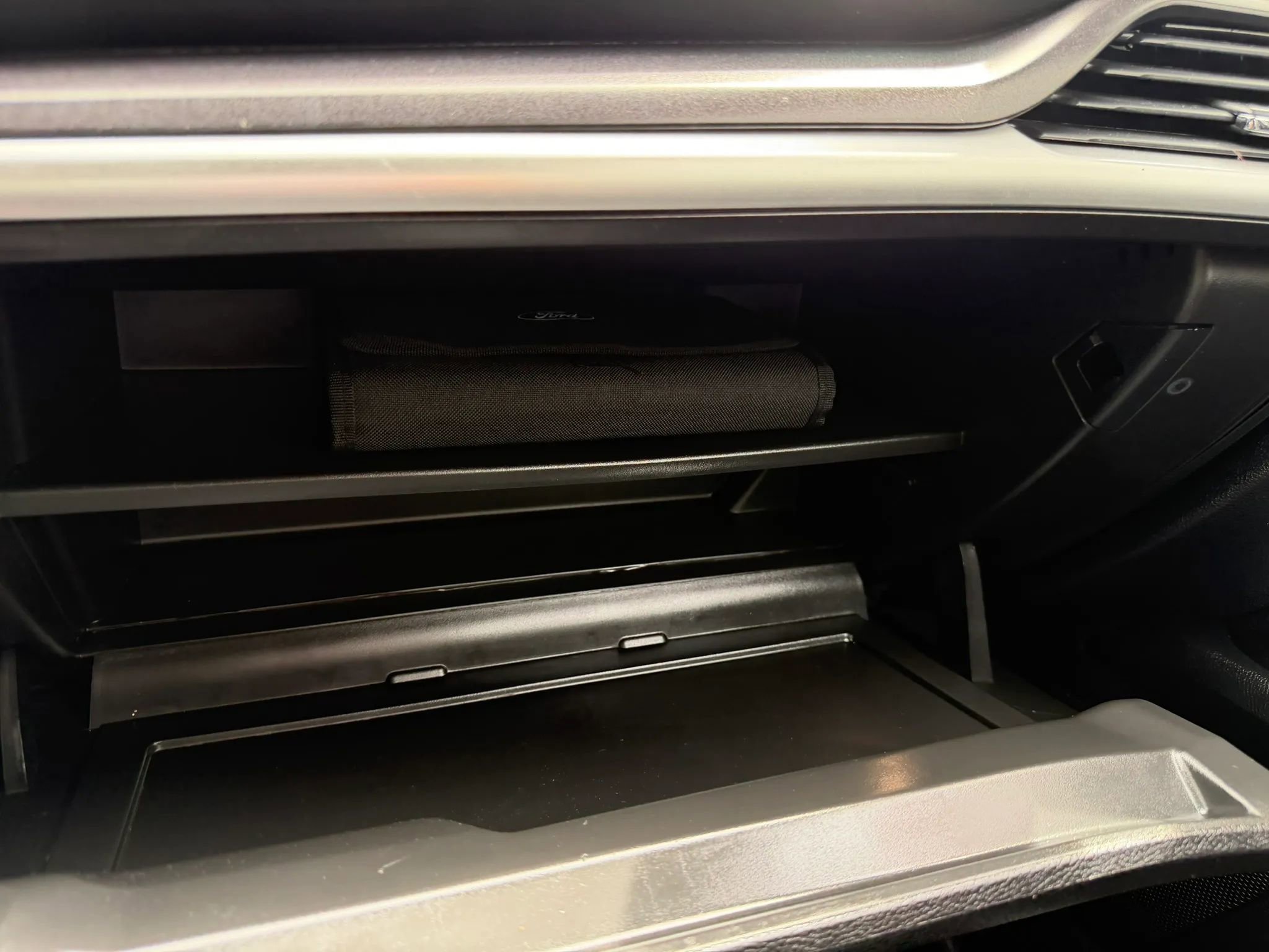 Used 2018 Ford Fusion Titanium image 31