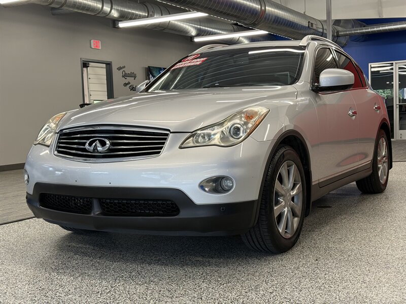 Used 2011 INFINITI EX35 Journey w/ Premium Pkg AWD/4WD image 4