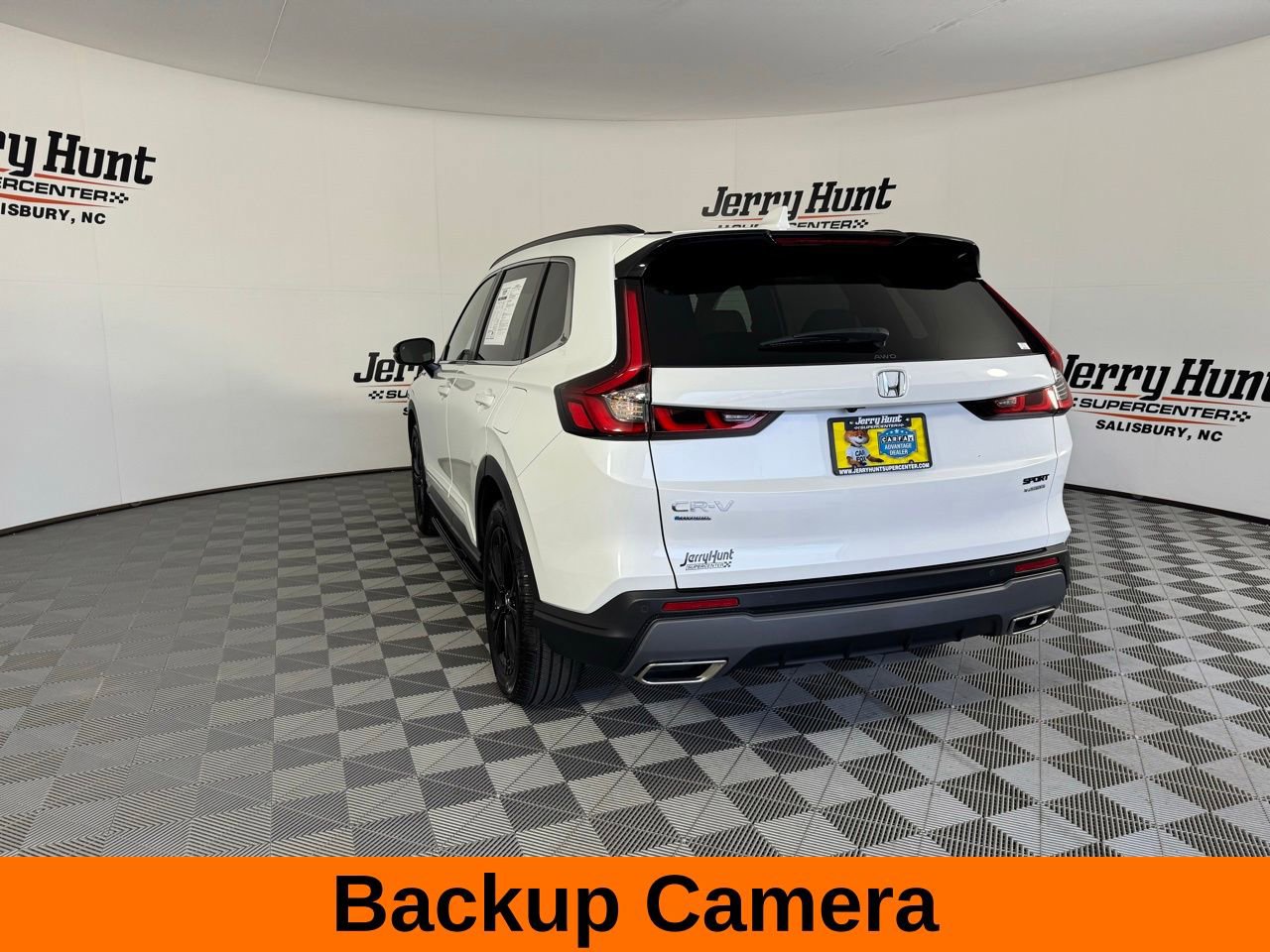 Used 2023 Honda CR-V Sport Touring image 9