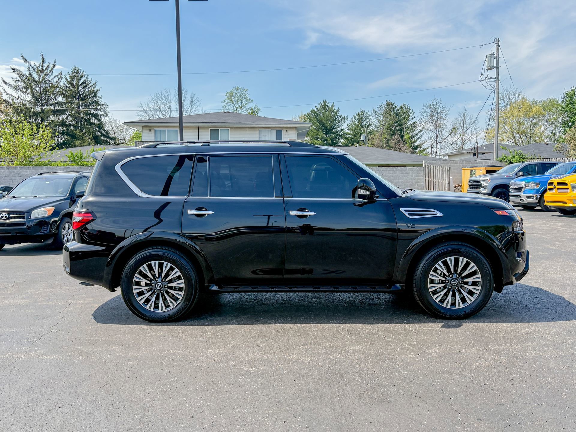Used 2022 Nissan Armada SL w/ Midnight Edition Package image 15