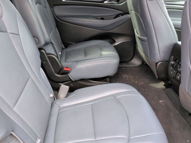 Used 2024 Buick Enclave Premium image 29