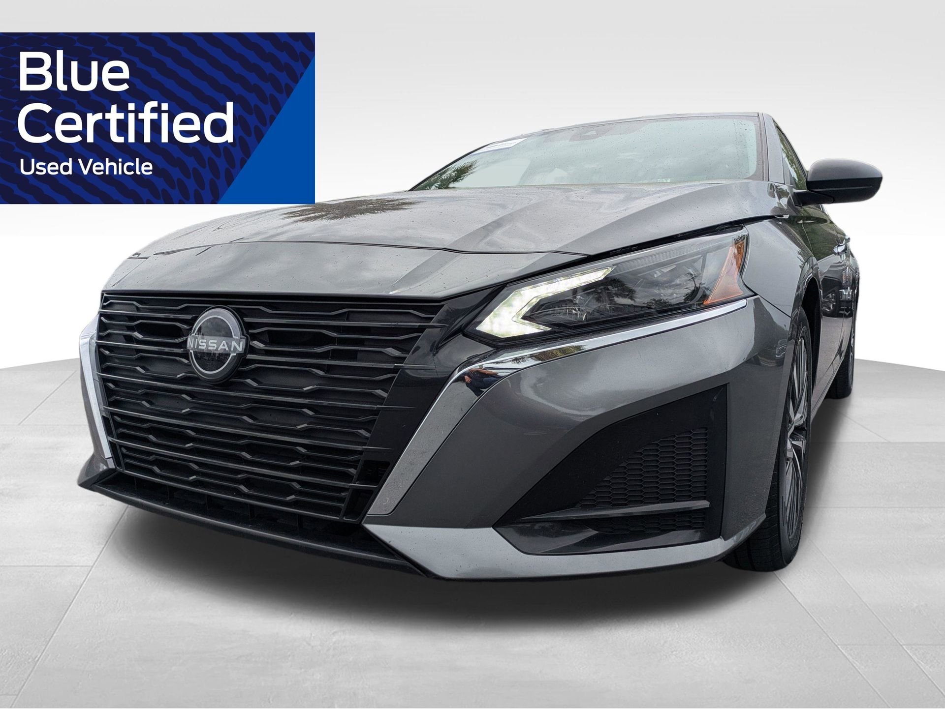 Used 2025 Nissan Altima 2.5 SV FWD image 10