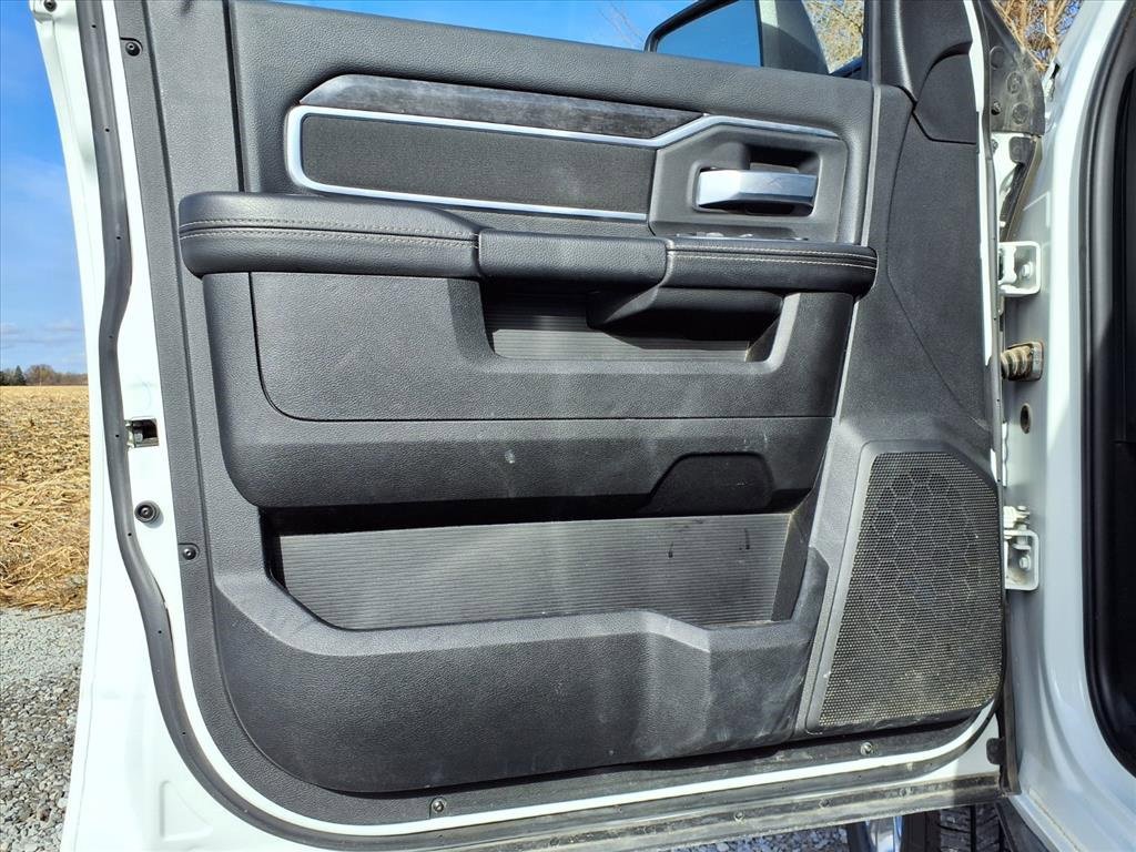 Used 2024 RAM 2500 Big Horn w/ Bed Utility Group image 18