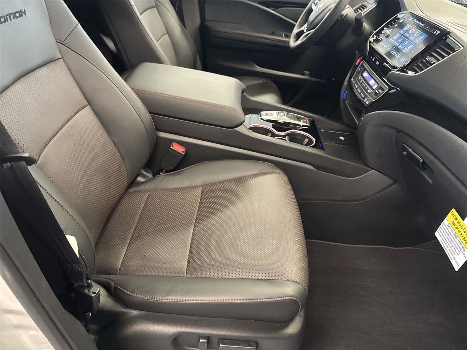 Used 2026 Honda Ridgeline Black Edition image 18