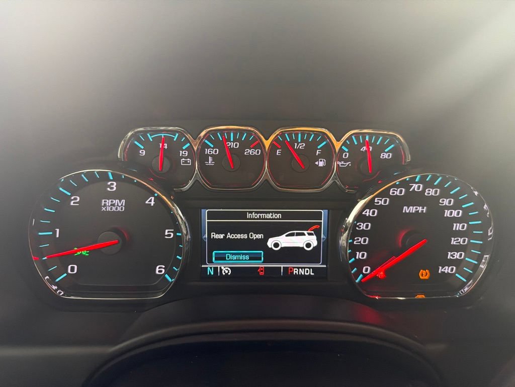 Used 2019 Chevrolet Suburban LT AWD/4WD image 31