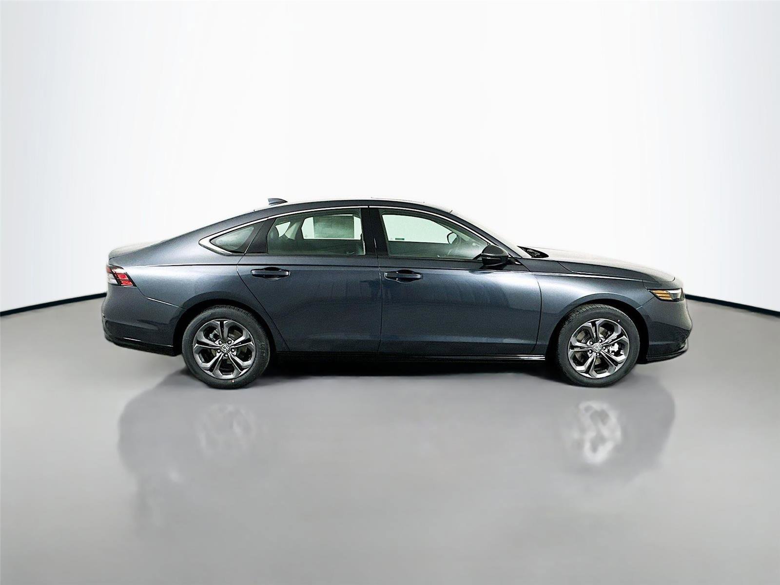 New 2026 Honda Accord EX-L image 8