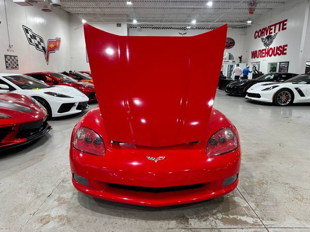 Used 2007 Chevrolet Corvette Coupe w/ Preferred Equipment Group RWD image 32