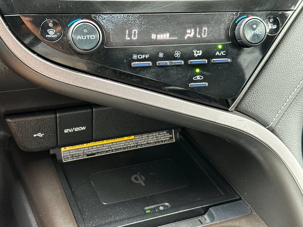 Used 2021 Toyota Camry XSE w/ Carpet Mat Package (TMS) AWD/4WD image 18