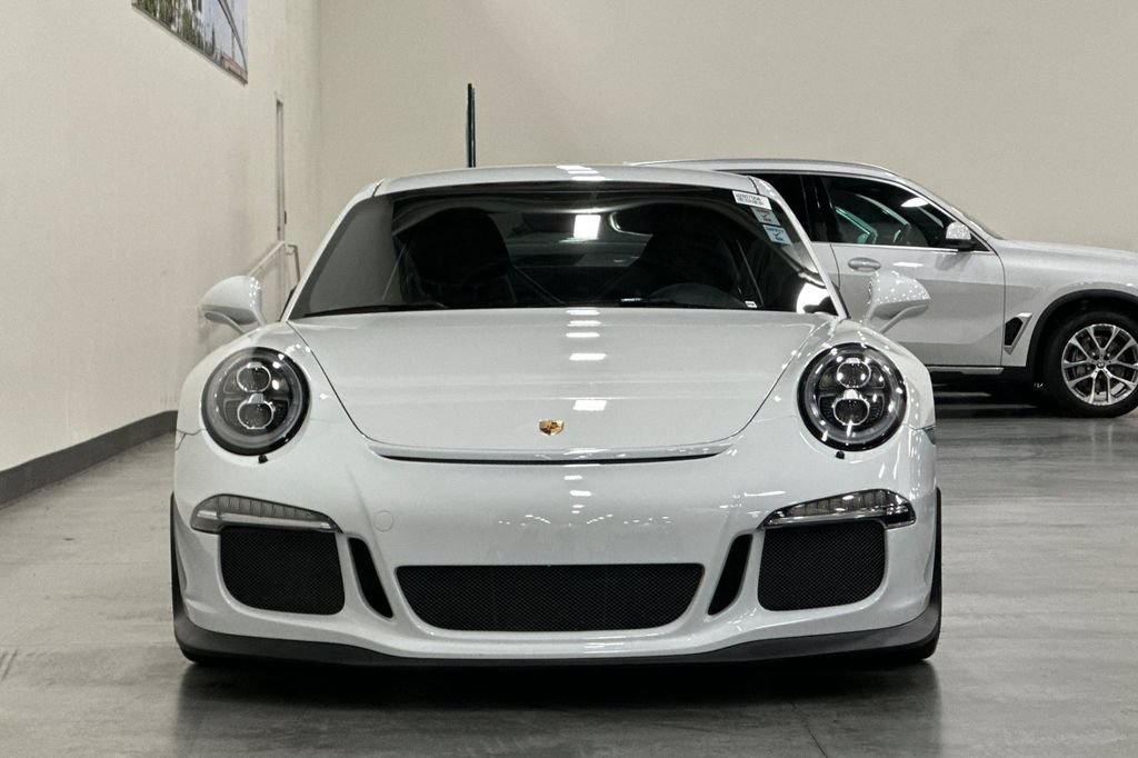 Used 2015 Porsche 911 GT3 RWD image 9