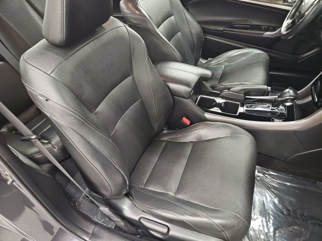 Used 2017 Honda Accord Touring image 36