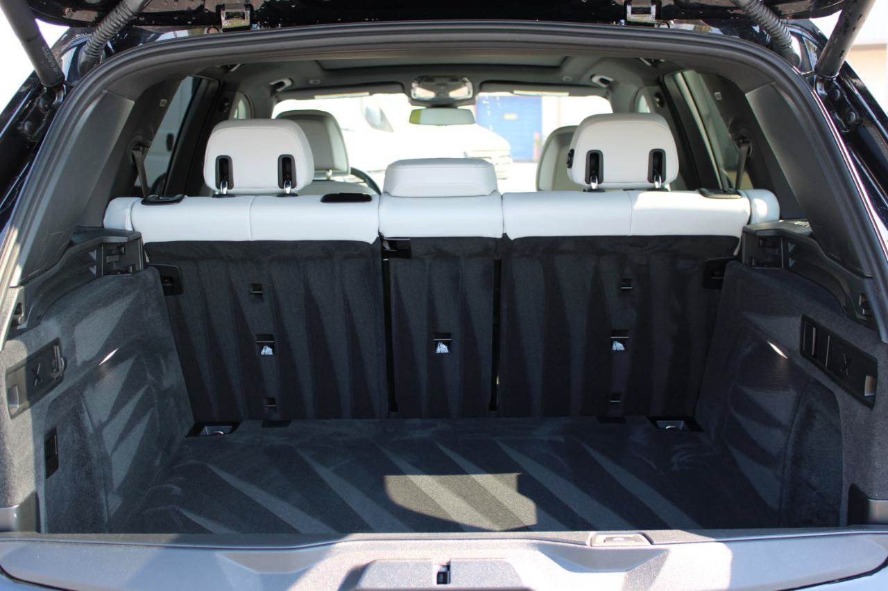 Used 2026 BMW X5 xDrive40i AWD/4WD image 9