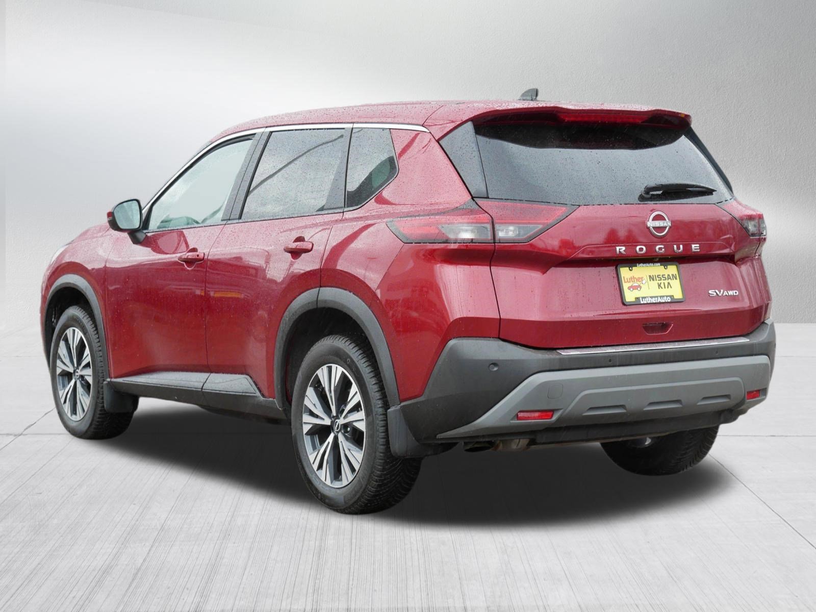 Certified 2022 Nissan Rogue SV image 5
