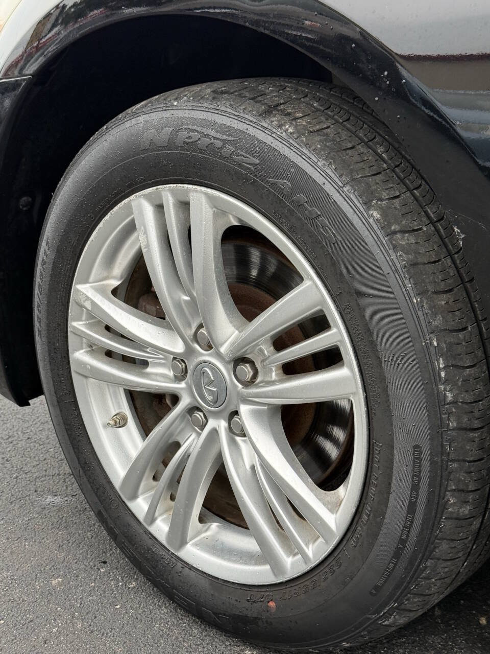 Used 2011 INFINITI G25 x w/ Moonroof Pkg AWD/4WD image 9
