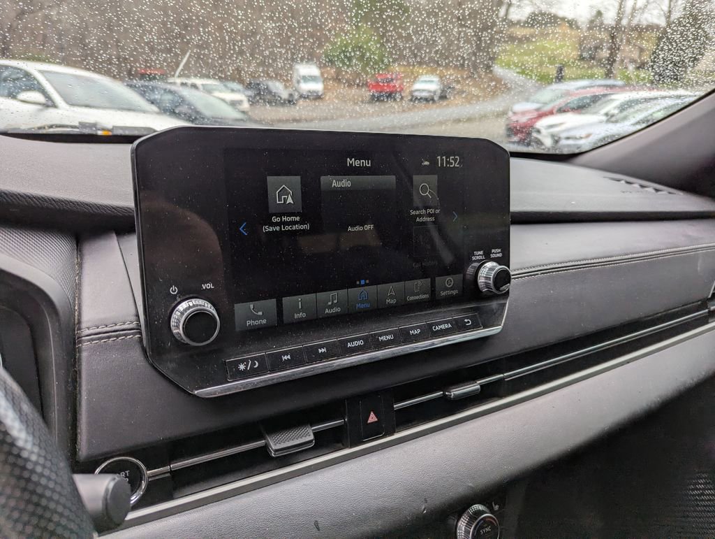 Used 2024 Mitsubishi Outlander SE image 11