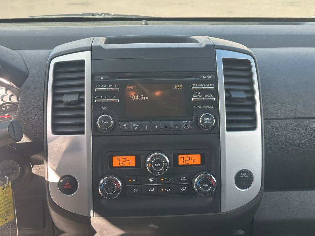 Used 2013 Nissan Frontier SV w/ SV Value Truck Pkg image 15