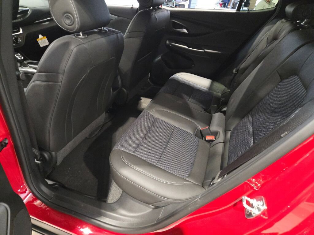 New 2026 Buick Envista Preferred w/ Convenience II Package FWD image 17