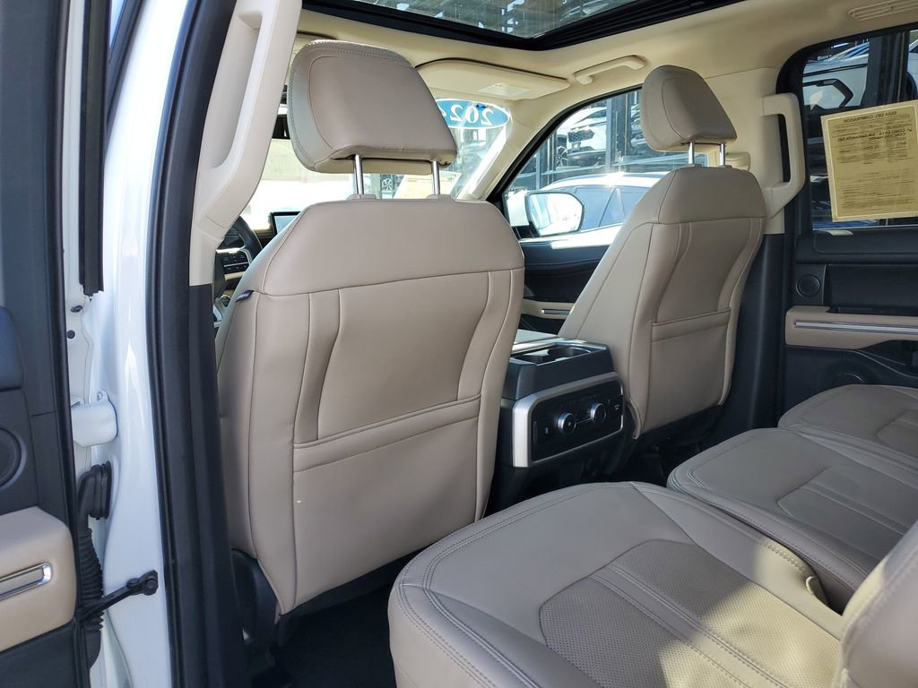 Used 2024 Ford Expedition Max Limited image 17