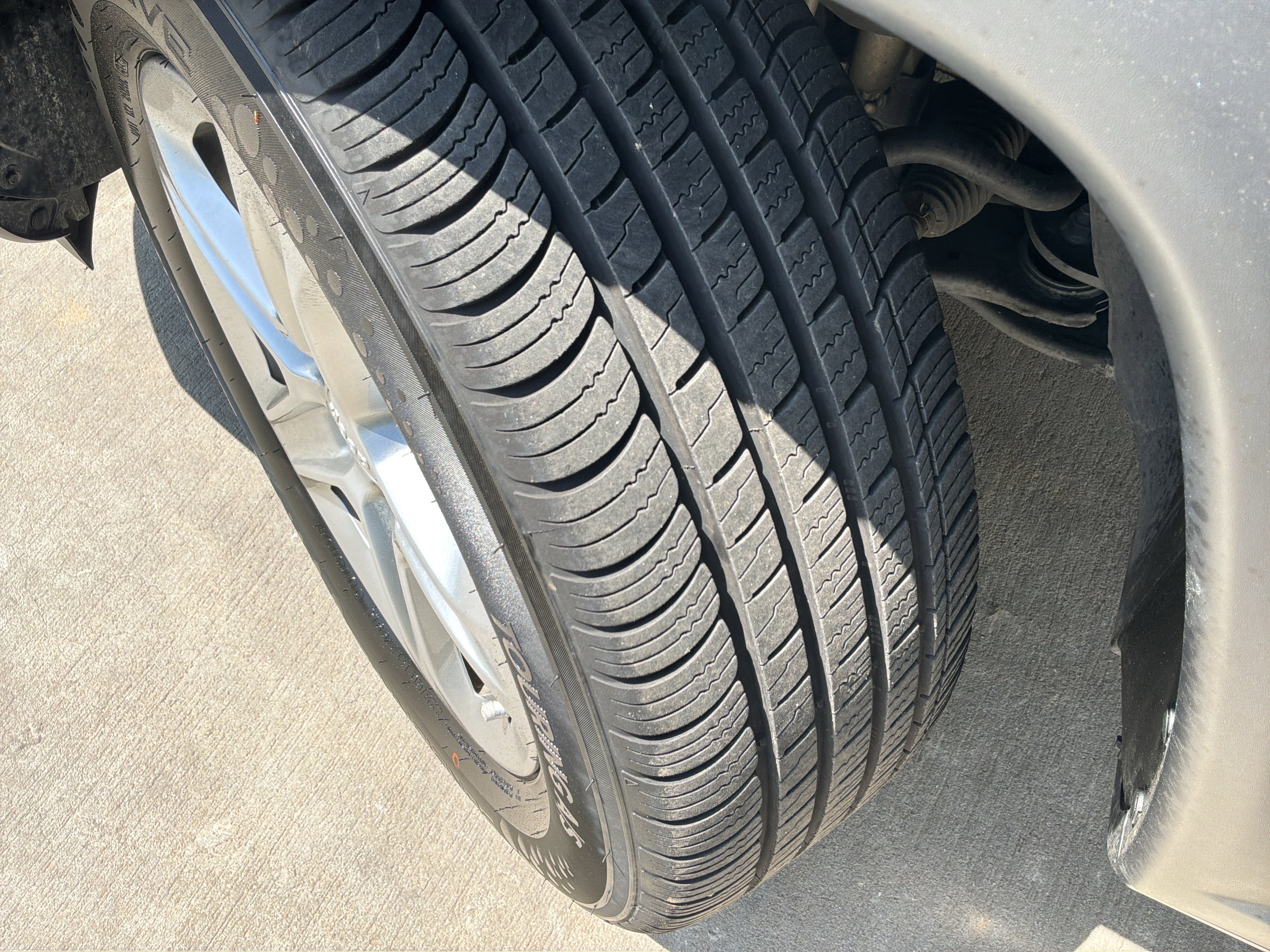 Used 2024 Jeep Compass Latitude w/ Convenience Group image 12