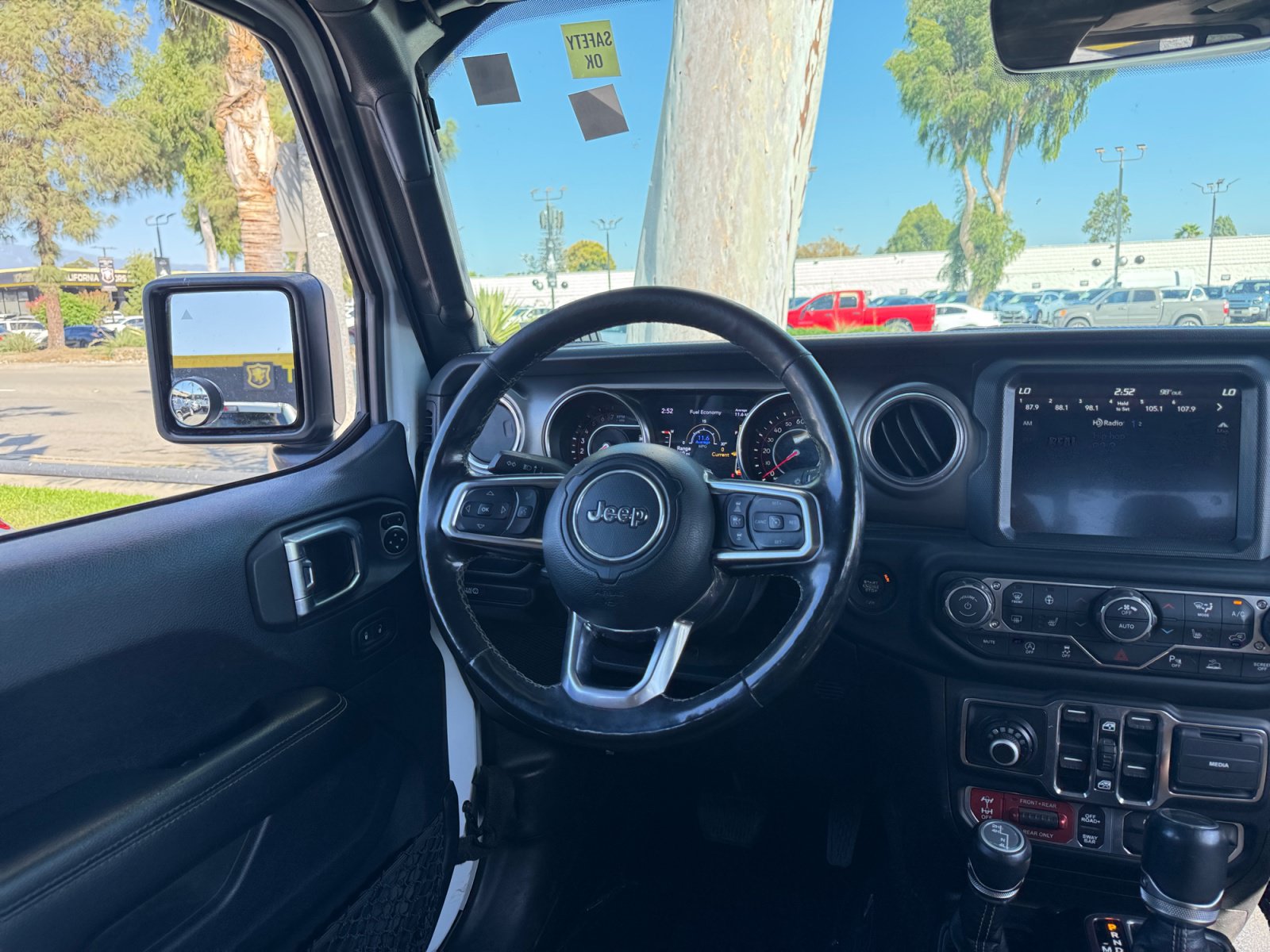 Used 2020 Jeep Gladiator Rubicon AWD/4WD image 16