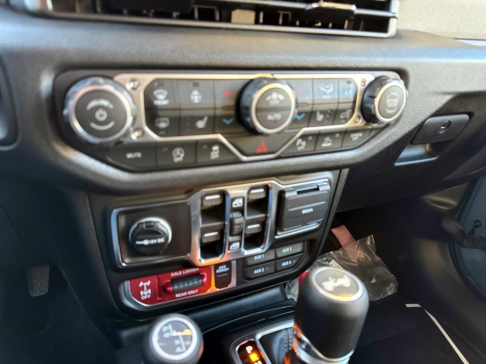 New 2026 Jeep Wrangler Unlimited Sport image 21