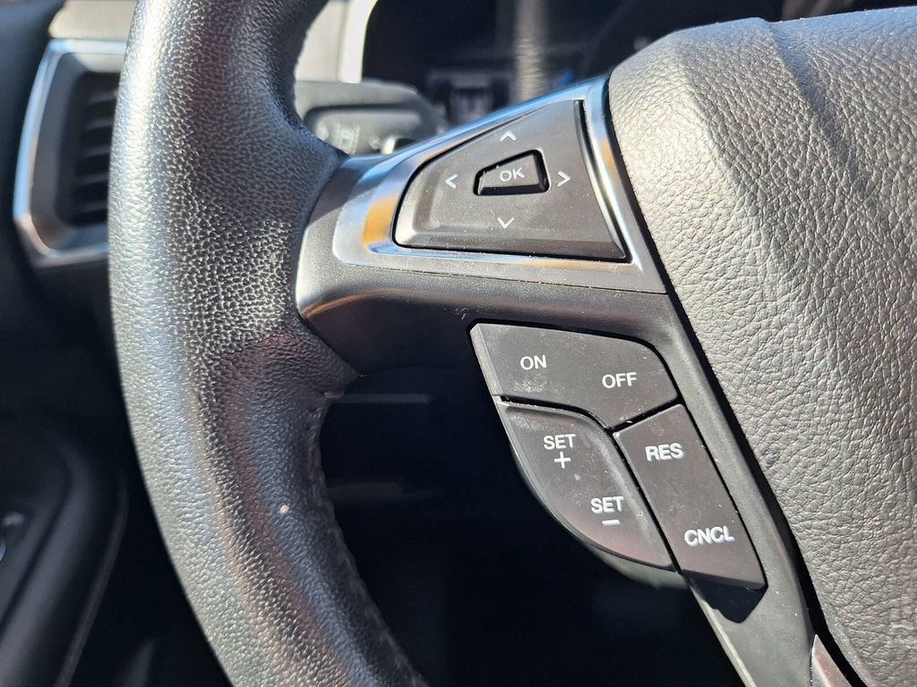 Used 2022 Ford Edge Titanium w/ Class II Trailer Tow Package image 18