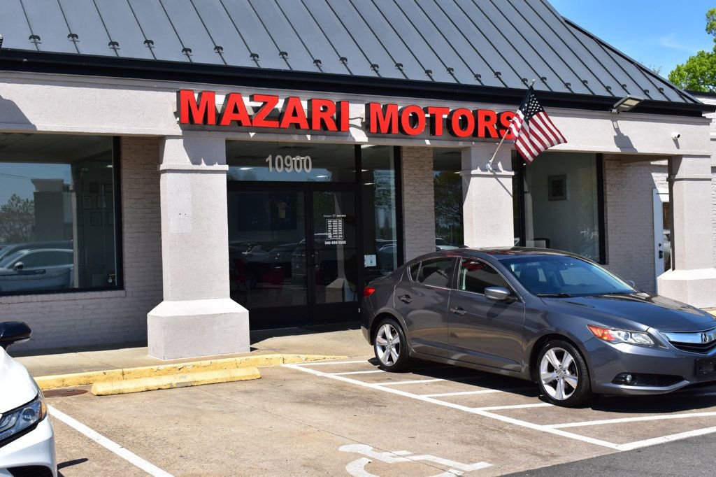Used 2013 Acura ILX w/ Technology Package FWD image 9