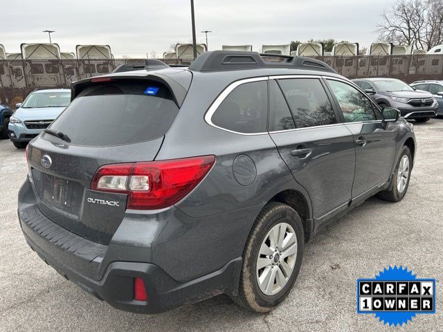 Used 2018 Subaru Outback 2.5i Premium image 3