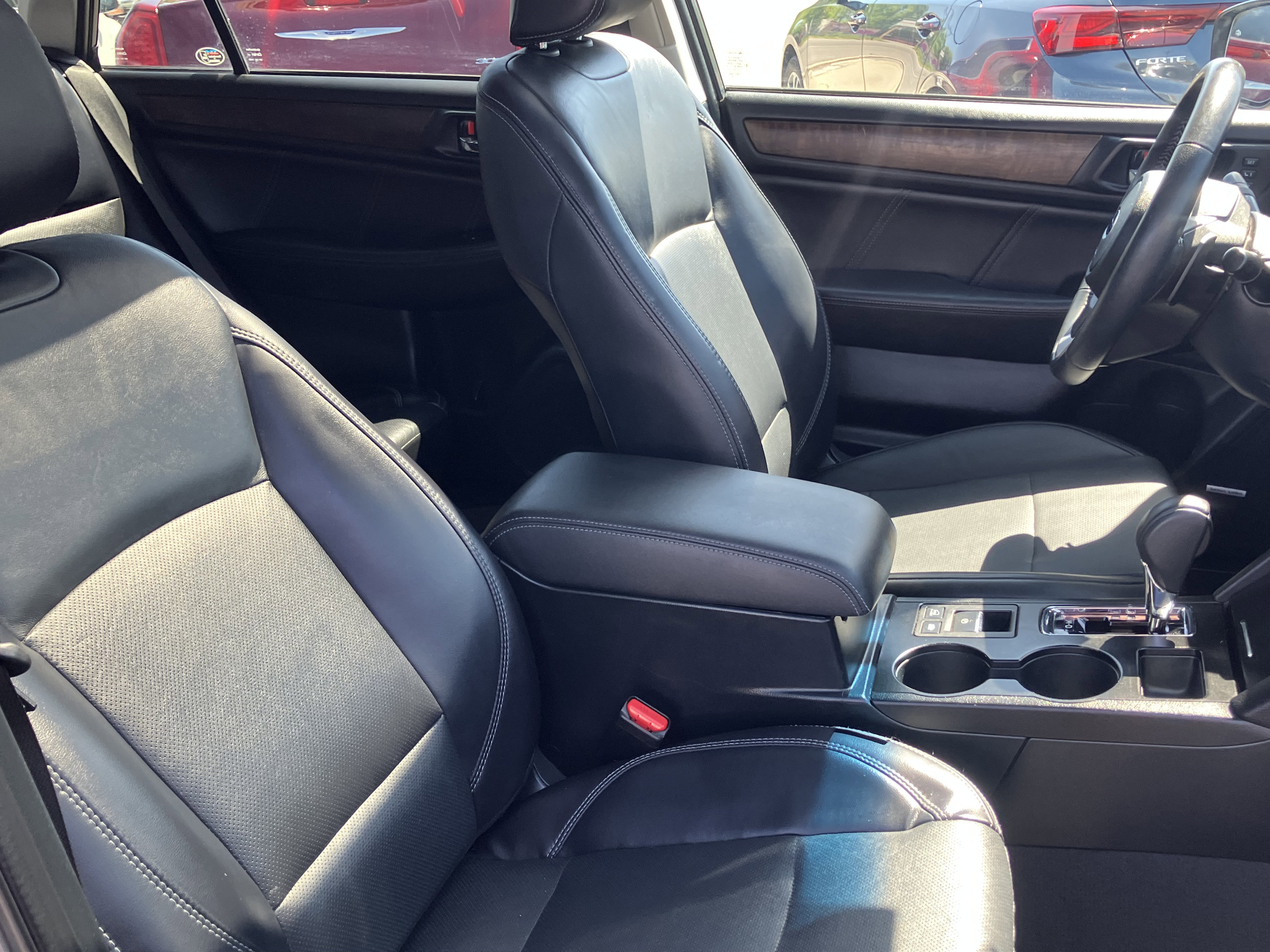 Used 2018 Subaru Outback 3.6R Limited image 14