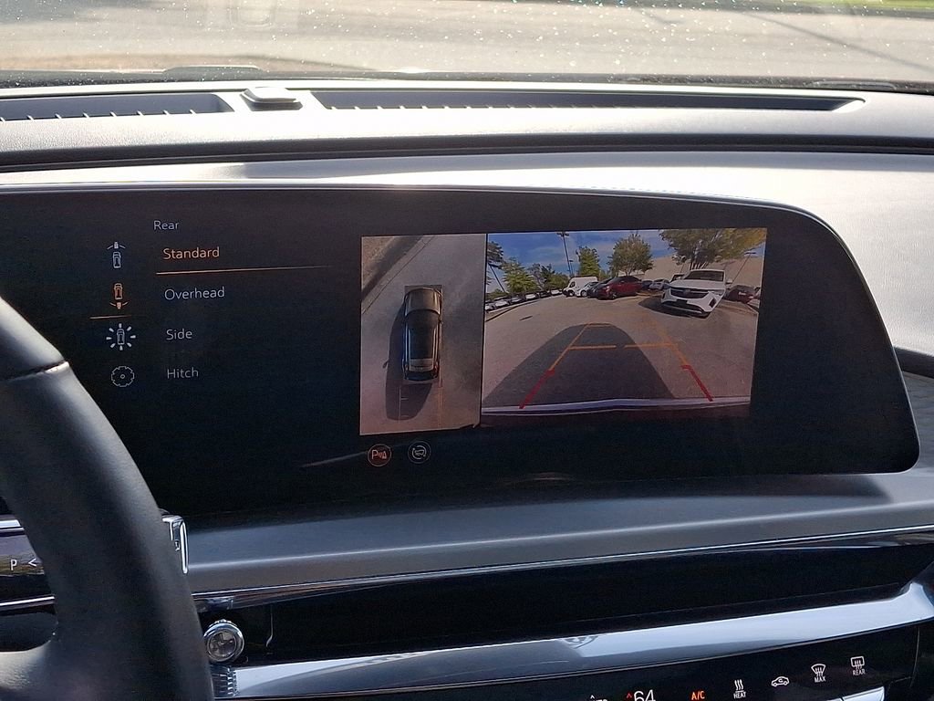 Used 2024 Cadillac Lyriq Luxury AWD/4WD image 19