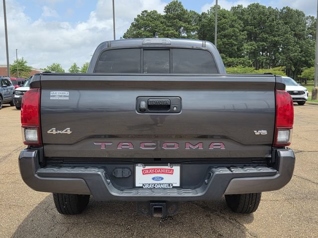 Used 2021 Toyota Tacoma SR AWD/4WD image 5