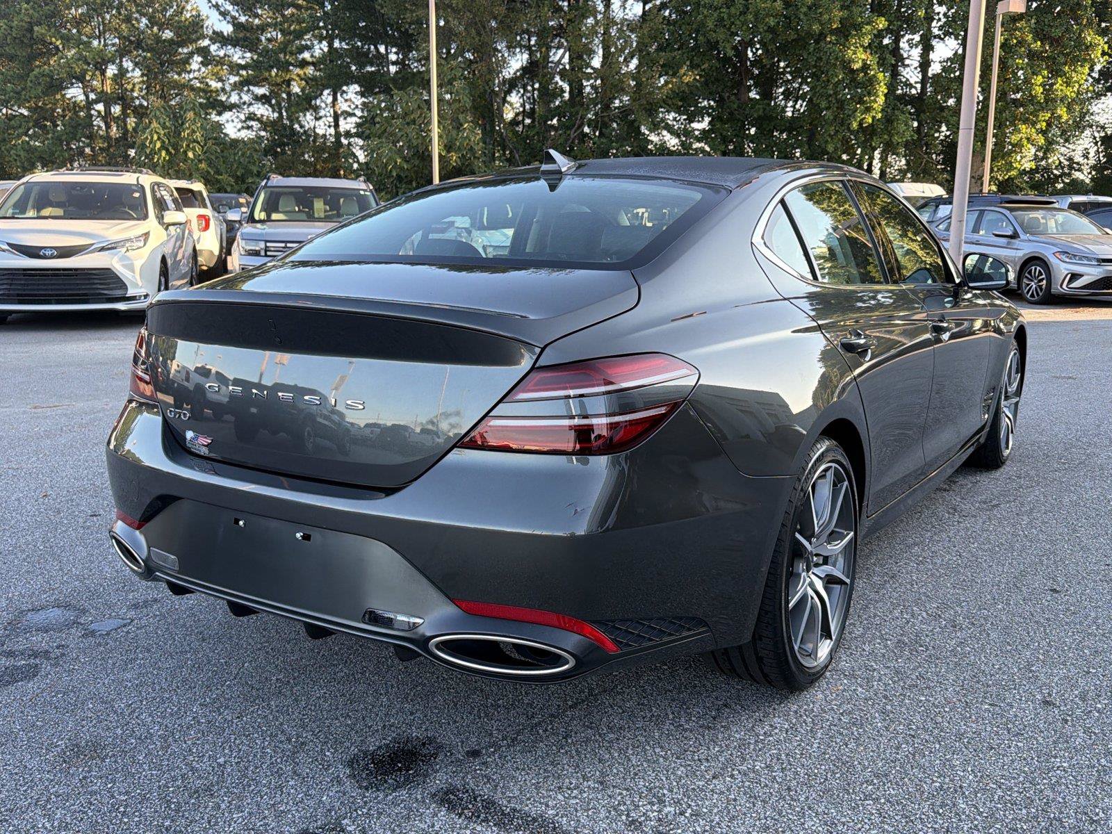 Used 2025 Genesis G70 2.5T RWD image 5