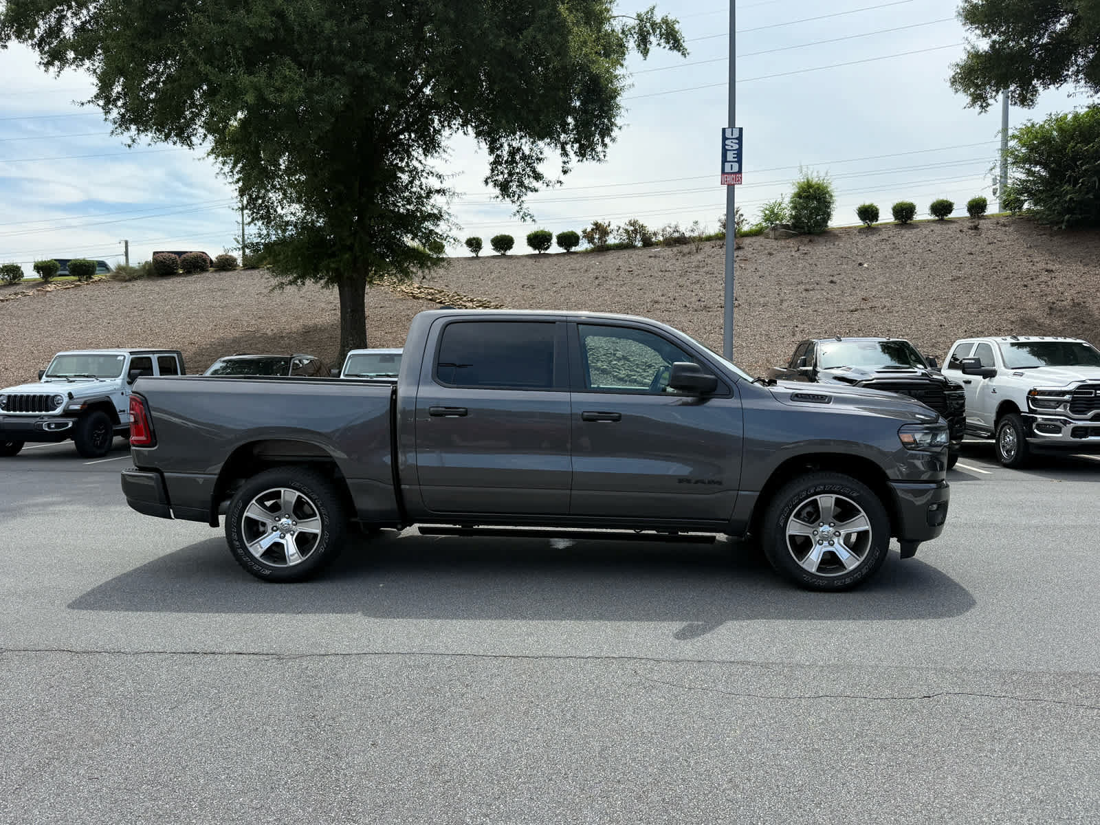 Used 2026 RAM 1500 Express RWD image 6