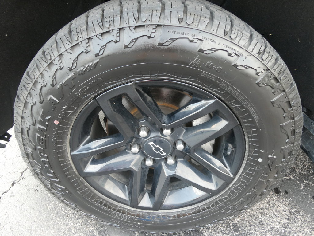 Certified 2022 Chevrolet Silverado 1500 LT Trail Boss w/ LT Trail Boss Premium Package AWD/4WD image 11