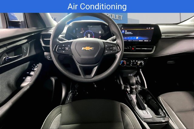 Certified 2024 Chevrolet TrailBlazer LT w/ Driver Confidence Package FWD image 11