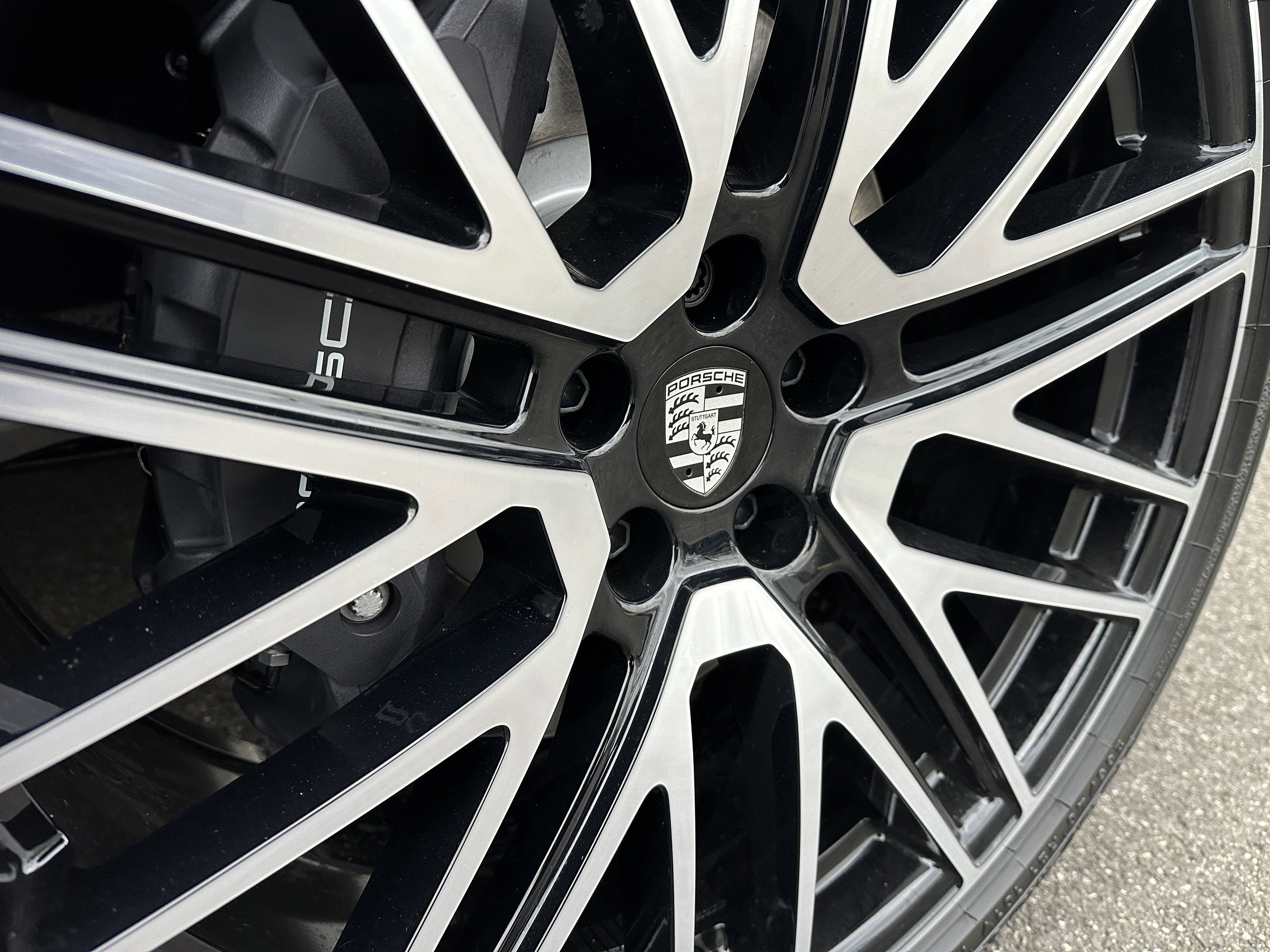 New 2026 Porsche Macan AWD/4WD image 13