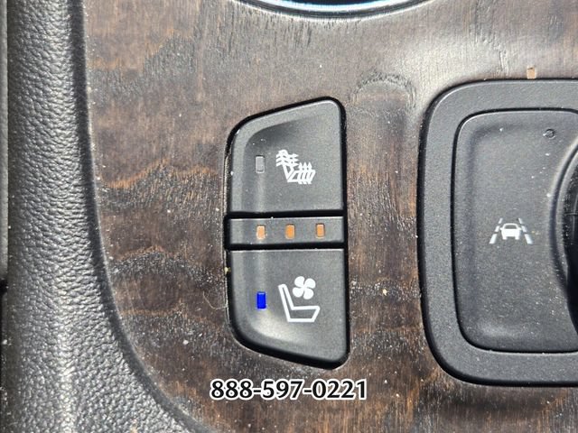 Used 2020 GMC Acadia Denali w/ Denali Ultimate Package AWD/4WD image 27