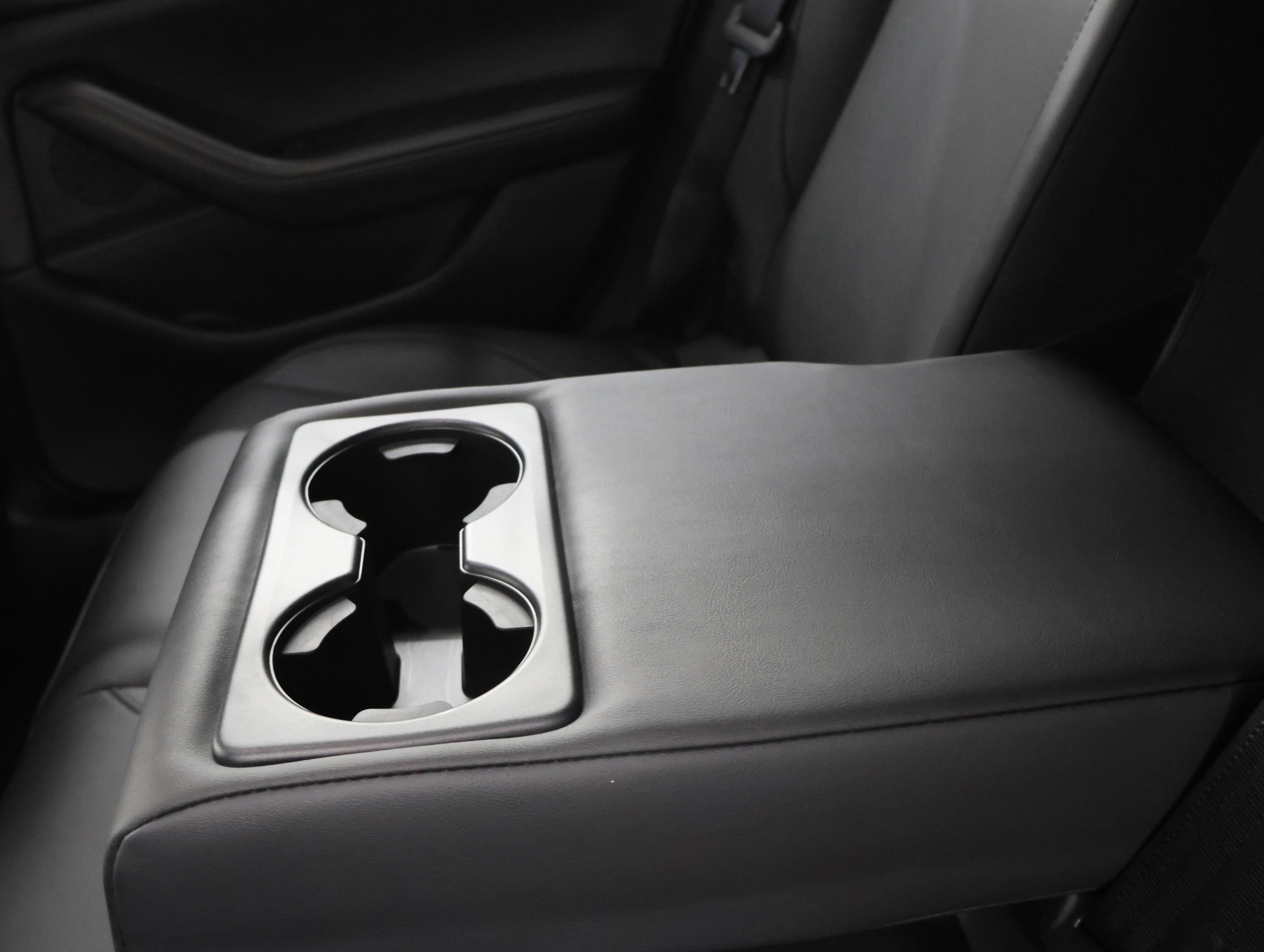 Used 2024 MAZDA MAZDA3 s image 32