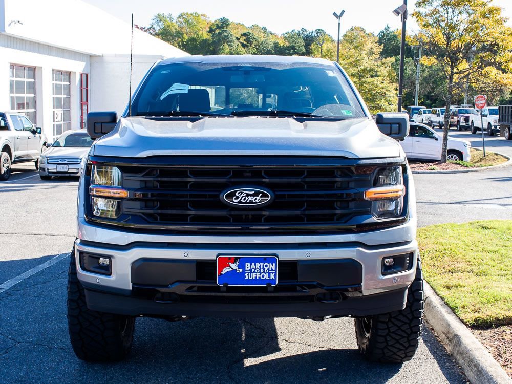 New 2025 Ford F150 XLT w/ Equipment Group 302A MID image 2