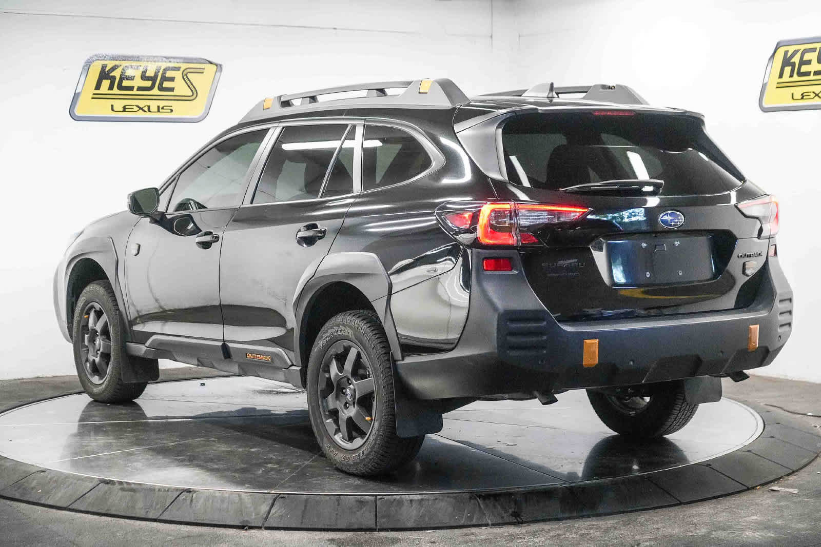 Used 2024 Subaru Outback Wilderness AWD/4WD image 4