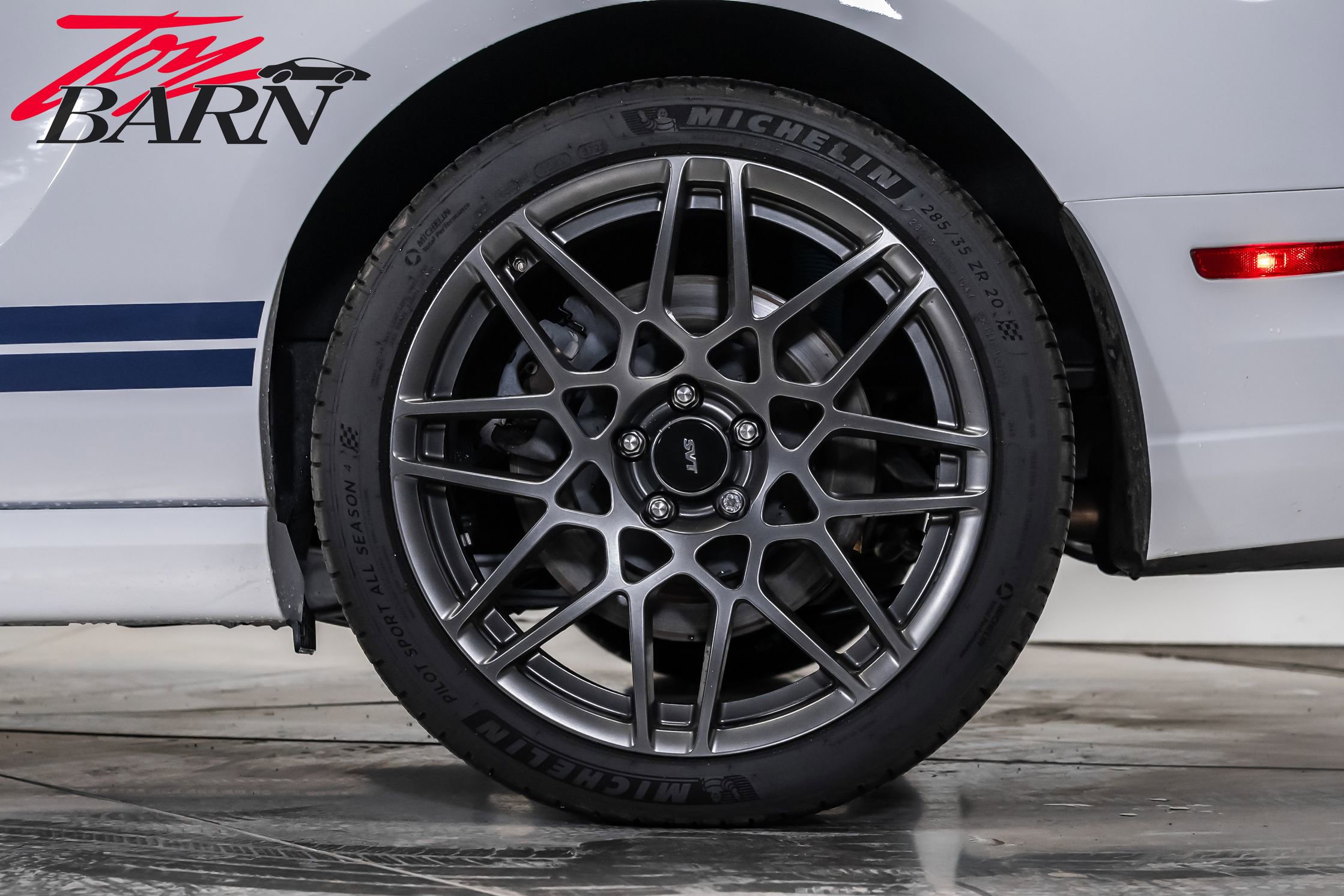 Used 2014 Ford Mustang Shelby GT500 w/ Equipment Group 821A image 18