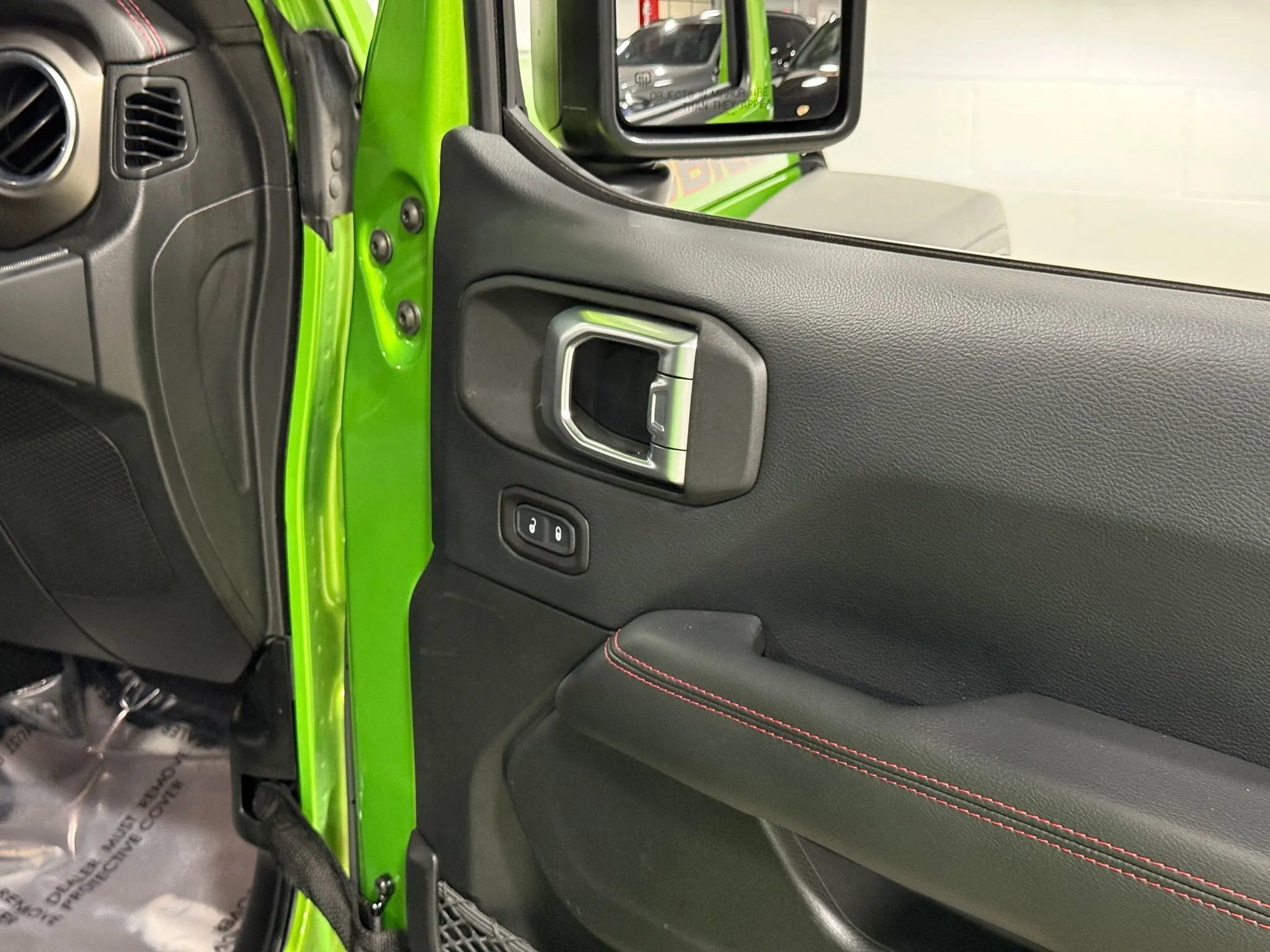 Used 2018 Jeep Wrangler Unlimited Rubicon w/ Dual Top Group image 49