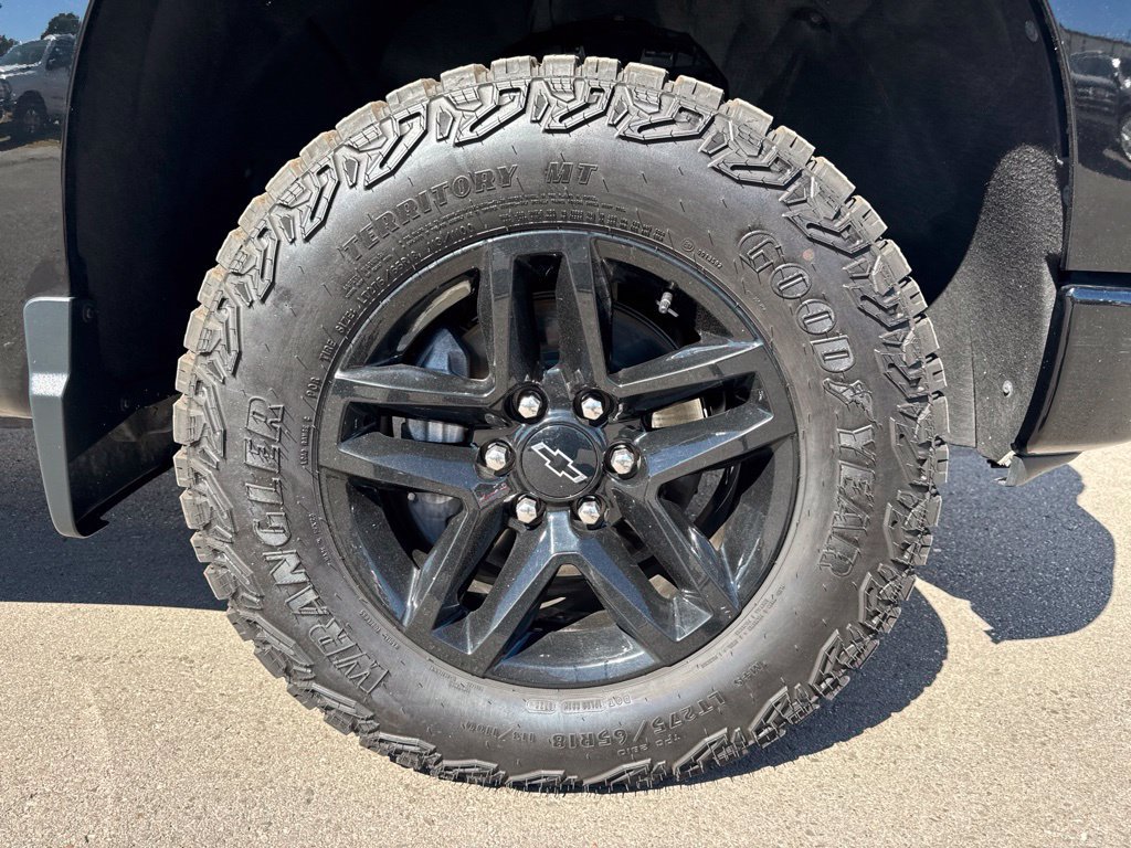 Used 2022 Chevrolet Silverado 1500 LT Trail Boss AWD/4WD image 26