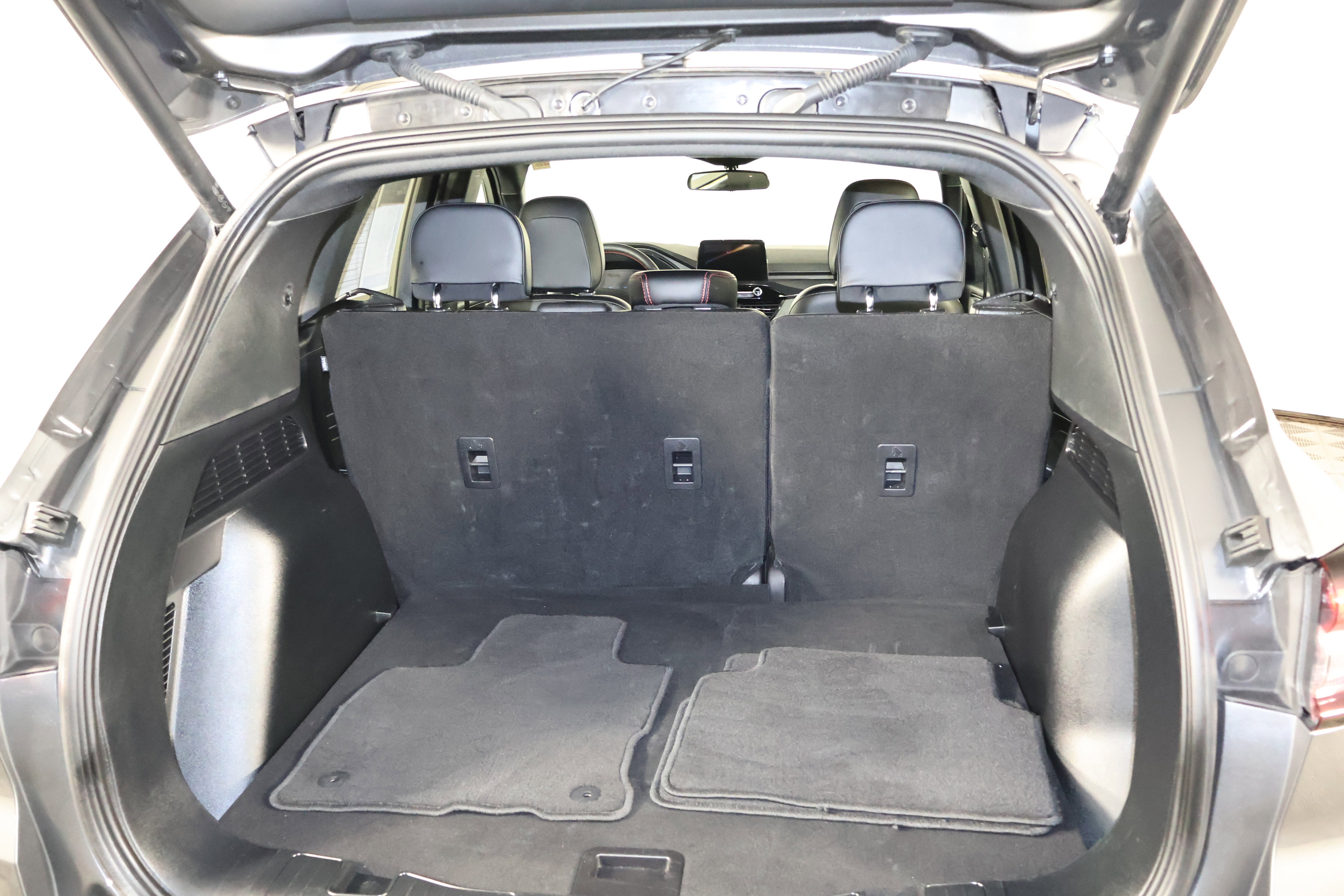 Used 2025 Ford Escape ST-Line Select image 48