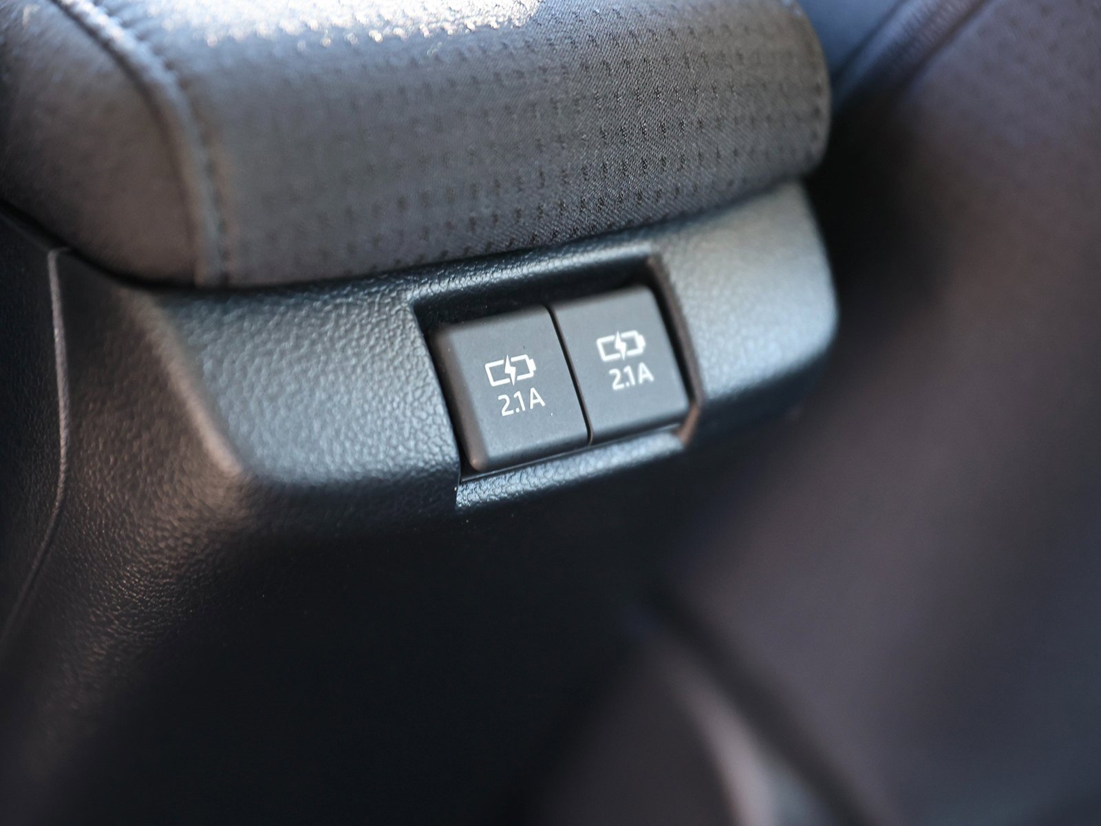 Used 2022 Toyota Prius Prime LE image 23