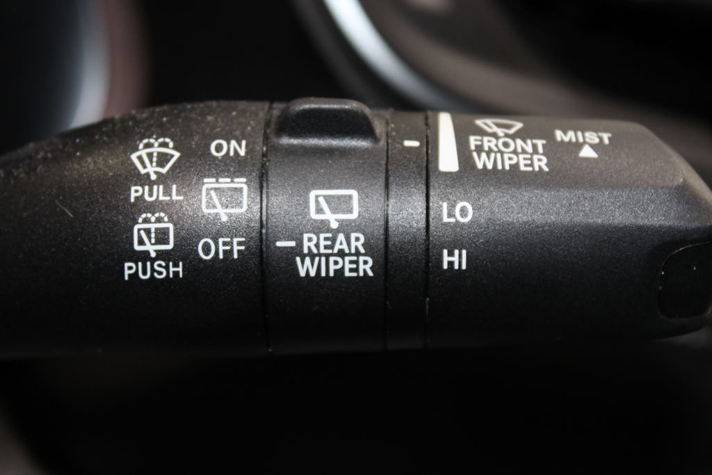 Used 2024 Jeep Grand Cherokee L Altitude AWD/4WD image 29